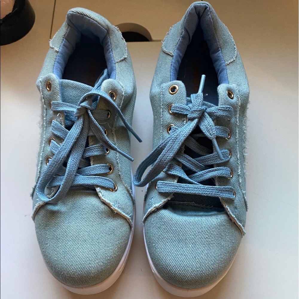 women’s shoes